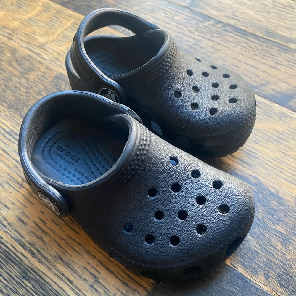 Baby Classic Crocs Size 5